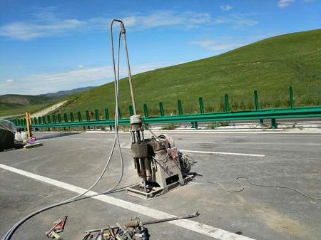 张家川公路地基基础注浆加固